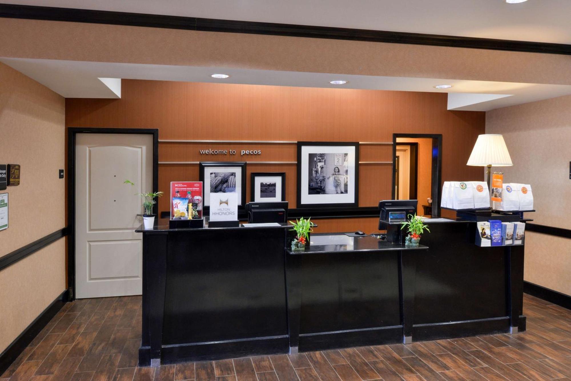 Hampton Inn Pecos Εξωτερικό φωτογραφία